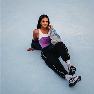 Meet your Posher, Tehya